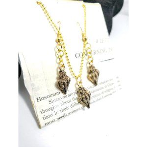 Sea Shell Necklace And Earring Set